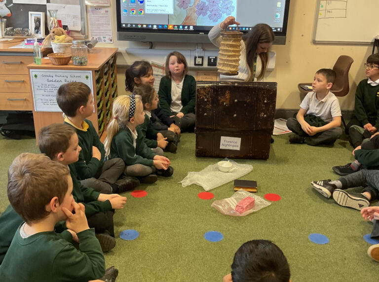 Year 1 explored the Florence Nightingale artefact box from the museum