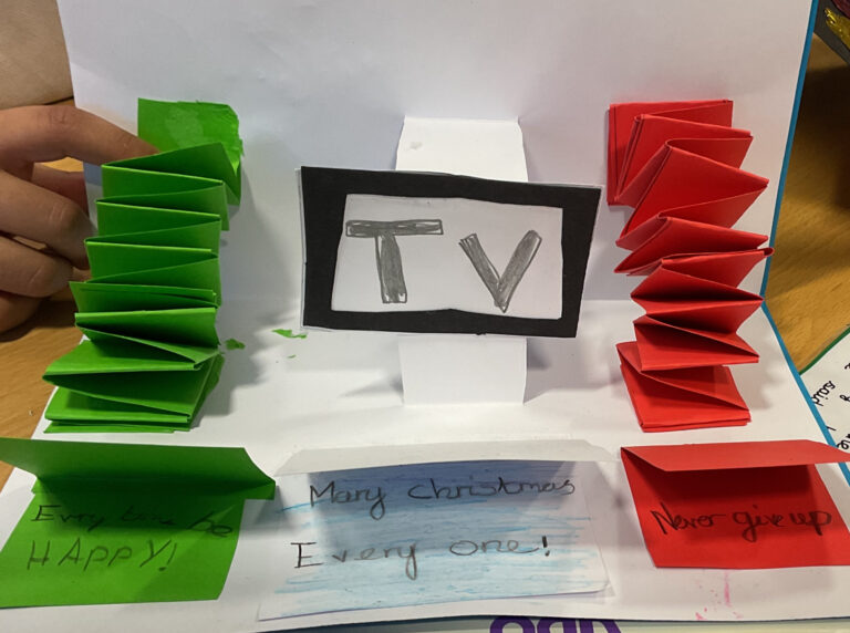 A finished Christmas card in Year 3